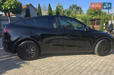 Внедорожник / Кроссовер Tesla Model Y 2021 в 