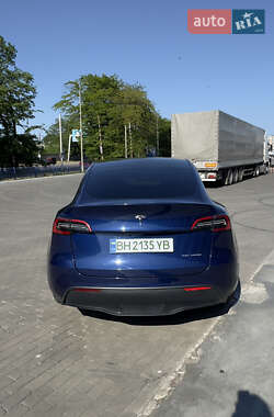 Внедорожник / Кроссовер Tesla Model Y 2021 в 