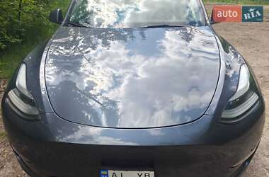 Позашляховик / Кросовер Tesla Model Y 2023 в 