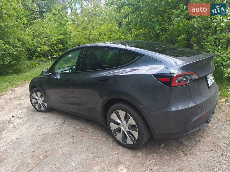 Позашляховик / Кросовер Tesla Model Y 2023 в Боярці