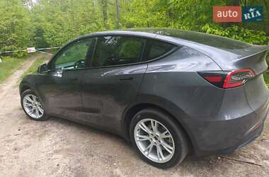 Позашляховик / Кросовер Tesla Model Y 2023 в 