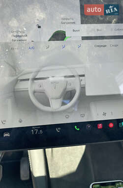 Внедорожник / Кроссовер Tesla Model Y 2021 в 