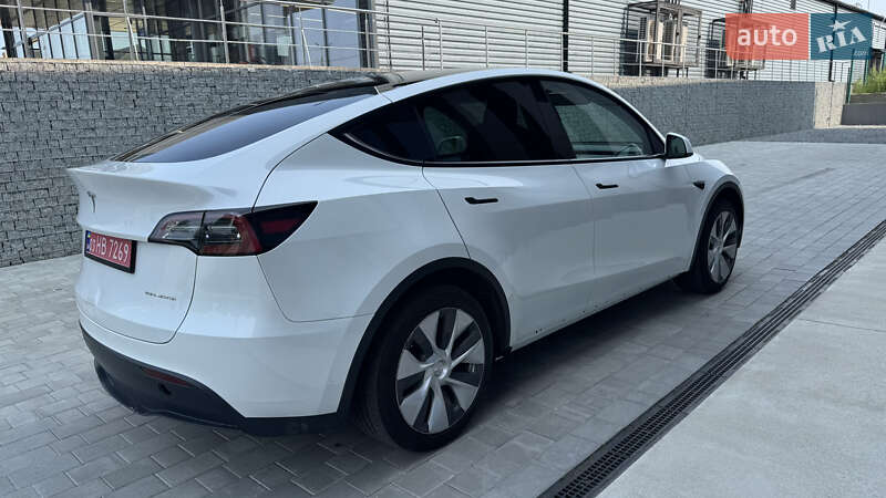 Позашляховик / Кросовер Tesla Model Y 2023 в Луцьку