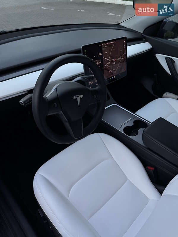Внедорожник / Кроссовер Tesla Model Y 2021 в Виннице