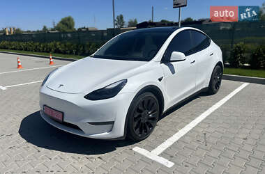 Внедорожник / Кроссовер Tesla Model Y 2021 в 