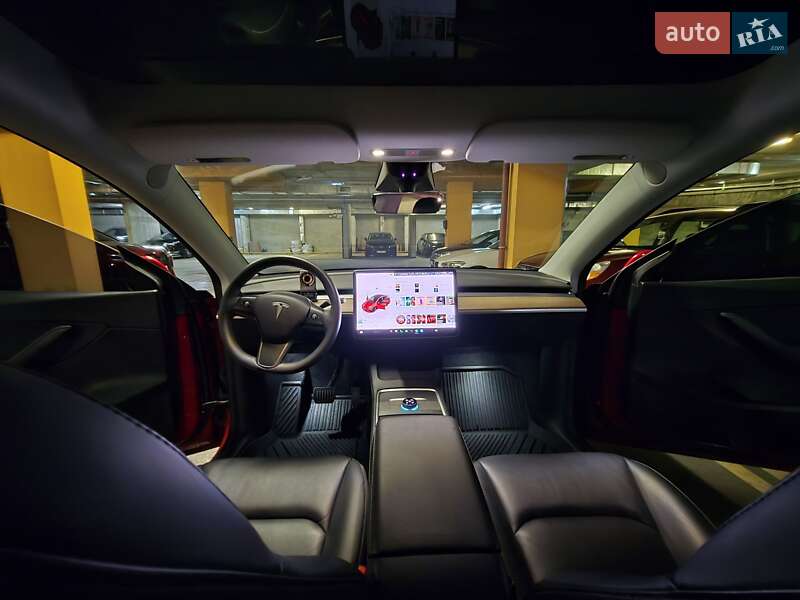 Внедорожник / Кроссовер Tesla Model Y 2022 в Киеве