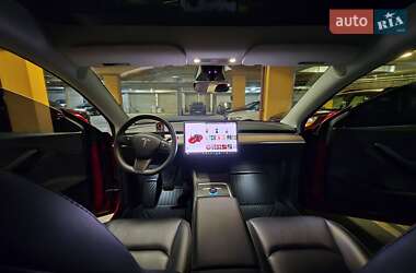 Внедорожник / Кроссовер Tesla Model Y 2022 в 