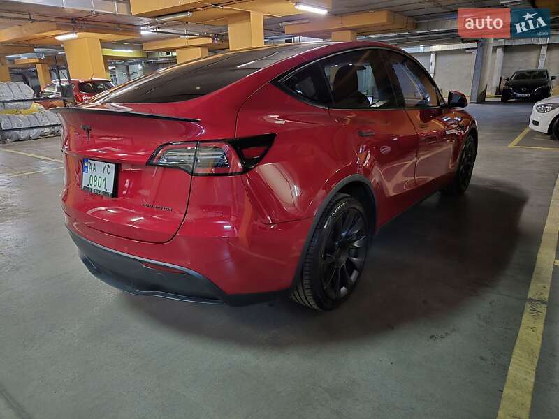 Tesla Model Y 2022
