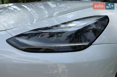 Внедорожник / Кроссовер Tesla Model Y 2024 в 