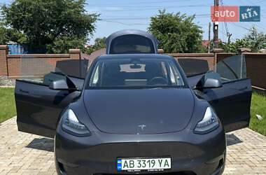 Внедорожник / Кроссовер Tesla Model Y 2022 в 
