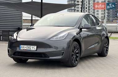 Внедорожник / Кроссовер Tesla Model Y 2024 в 