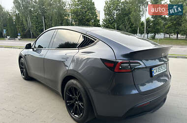 Позашляховик / Кросовер Tesla Model Y 2021 в 