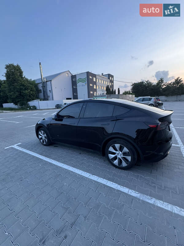 Внедорожник / Кроссовер Tesla Model Y 2023 в Тернополе