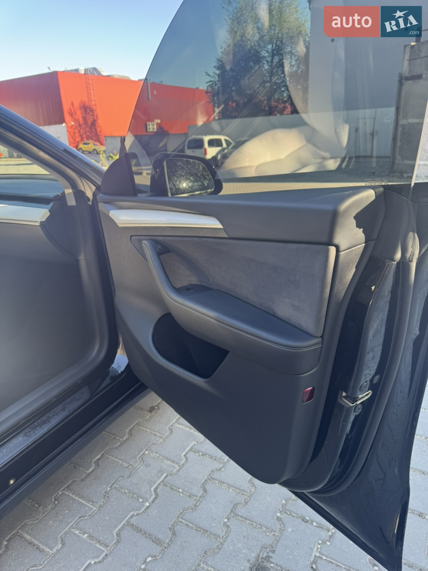 2023 Tesla Model Y - мініатюра 25