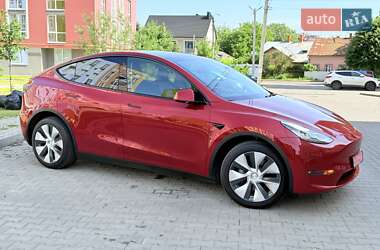 Внедорожник / Кроссовер Tesla Model Y 2021 в 