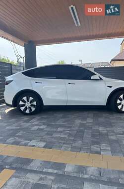 Позашляховик / Кросовер Tesla Model Y 2022 в 