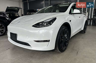 Внедорожник / Кроссовер Tesla Model Y 2024 в 