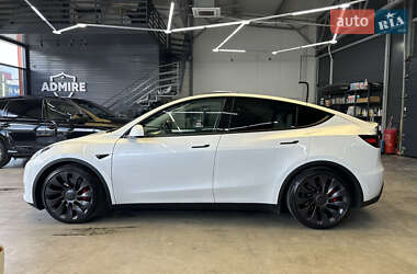 Внедорожник / Кроссовер Tesla Model Y 2024 в 