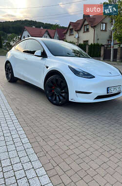 Внедорожник / Кроссовер Tesla Model Y 2023 в Львове