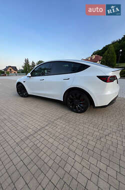 Внедорожник / Кроссовер Tesla Model Y 2023 в 