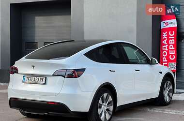 Позашляховик / Кросовер Tesla Model Y 2023 в 