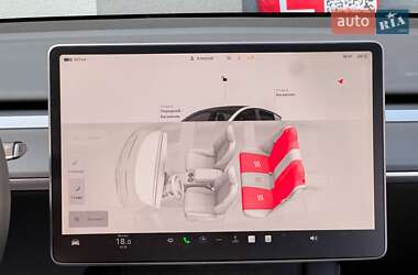 Позашляховик / Кросовер Tesla Model Y 2023 в 