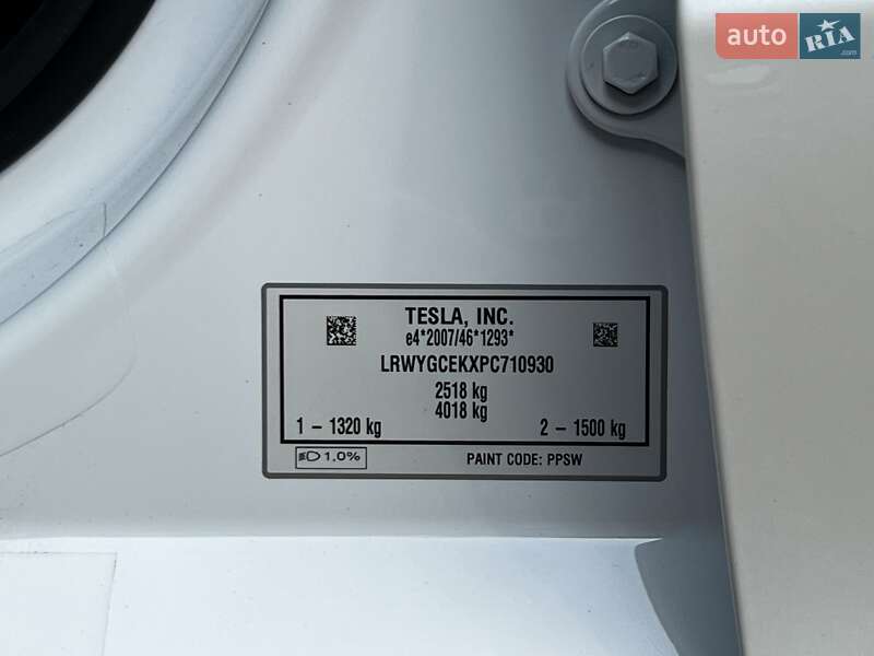 Внедорожник / Кроссовер Tesla Model Y 2023 в Киеве фото 28 Внедорожник / Кроссовер Tesla Model Y 2023 в Киеве