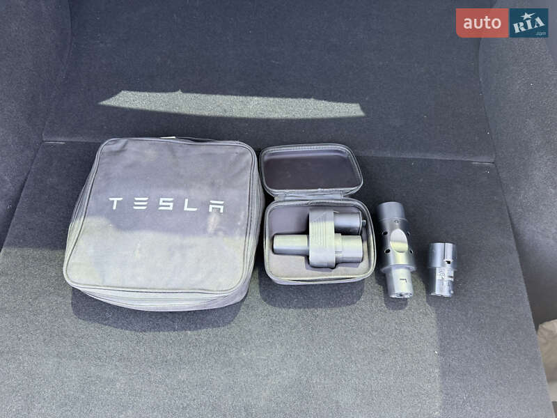 Внедорожник / Кроссовер Tesla Model Y 2022 в Одессе фото 6 Внедорожник / Кроссовер Tesla Model Y 2022 в Одессе