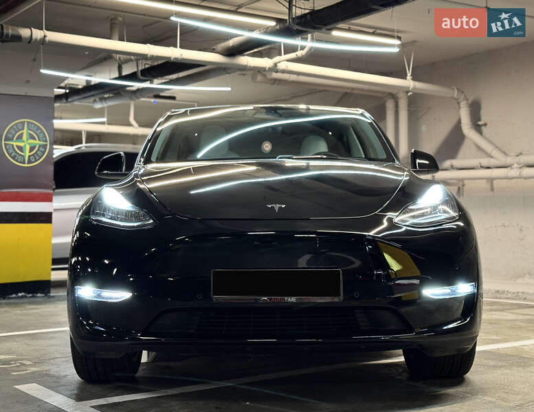 Внедорожник / Кроссовер Tesla Model Y 2021 в Днепре