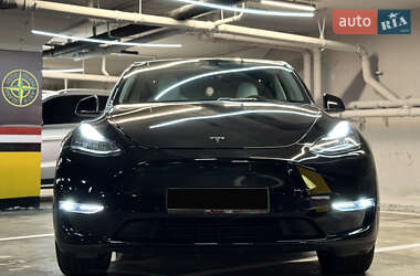 Внедорожник / Кроссовер Tesla Model Y 2021 в 