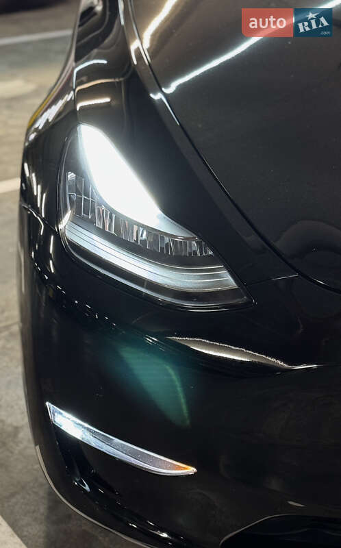 Внедорожник / Кроссовер Tesla Model Y 2021 в Днепре