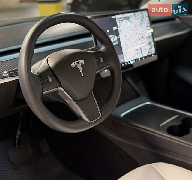 Внедорожник / Кроссовер Tesla Model Y 2021 в Днепре