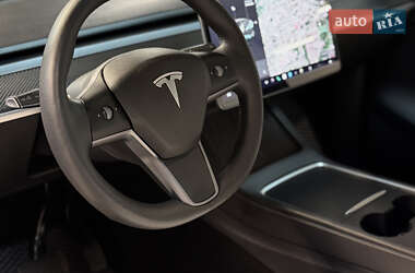 Внедорожник / Кроссовер Tesla Model Y 2021 в 