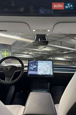 Внедорожник / Кроссовер Tesla Model Y 2021 в 