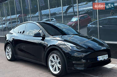 Позашляховик / Кросовер Tesla Model Y 2023 в Києві