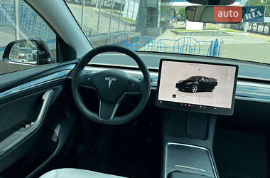 Внедорожник / Кроссовер Tesla Model Y 2023 в 