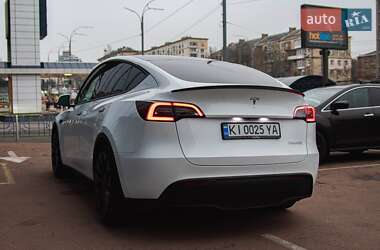 Внедорожник / Кроссовер Tesla Model Y 2022 в 