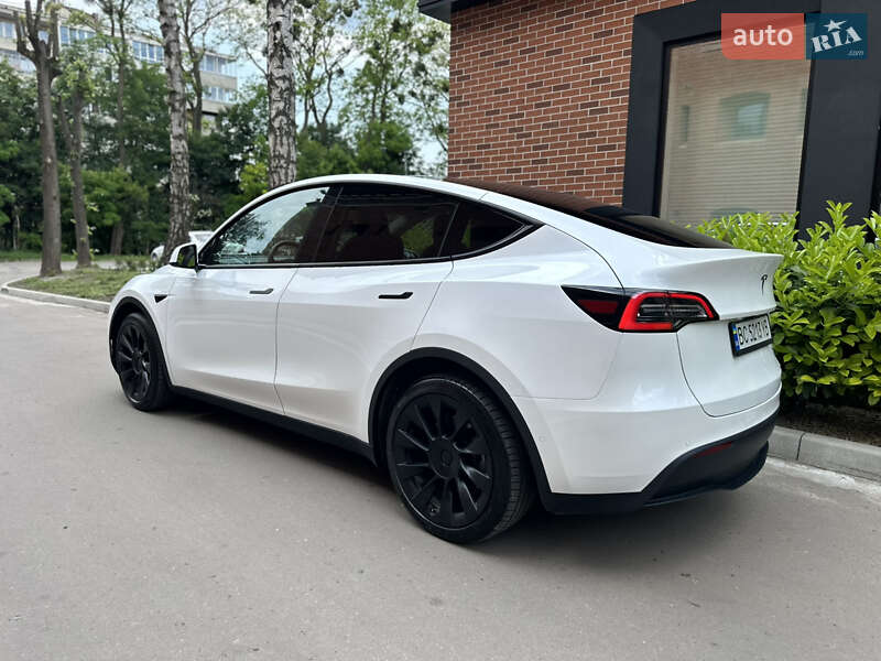 Позашляховик / Кросовер Tesla Model Y 2020 в Львові