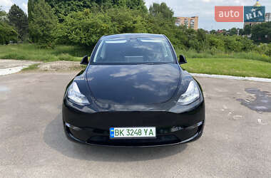 Позашляховик / Кросовер Tesla Model Y 2022 в 