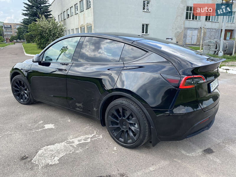Внедорожник / Кроссовер Tesla Model Y 2022 в Ровно