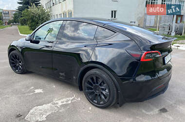 Позашляховик / Кросовер Tesla Model Y 2022 в 