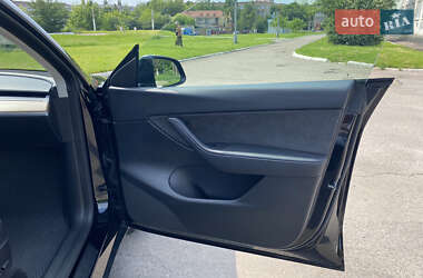 Позашляховик / Кросовер Tesla Model Y 2022 в 