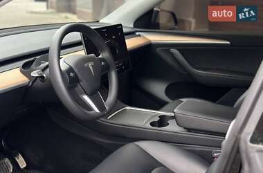 Позашляховик / Кросовер Tesla Model Y 2023 в 