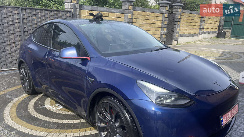 Внедорожник / Кроссовер Tesla Model Y 2021 в Луцке
