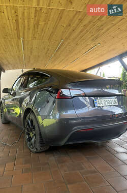 Внедорожник / Кроссовер Tesla Model Y 2023 в 
