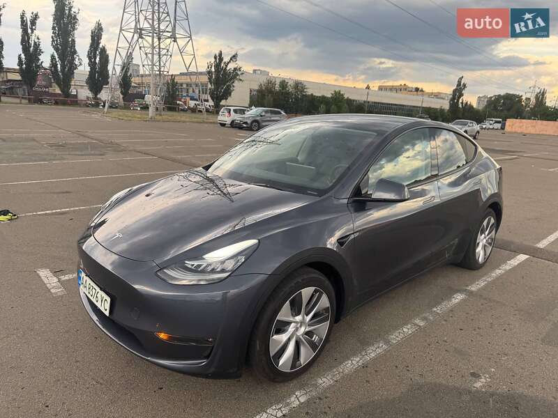 Внедорожник / Кроссовер Tesla Model Y 2022 в 