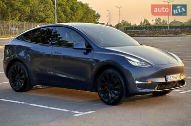 Позашляховик / Кросовер Tesla Model Y 2020 в 