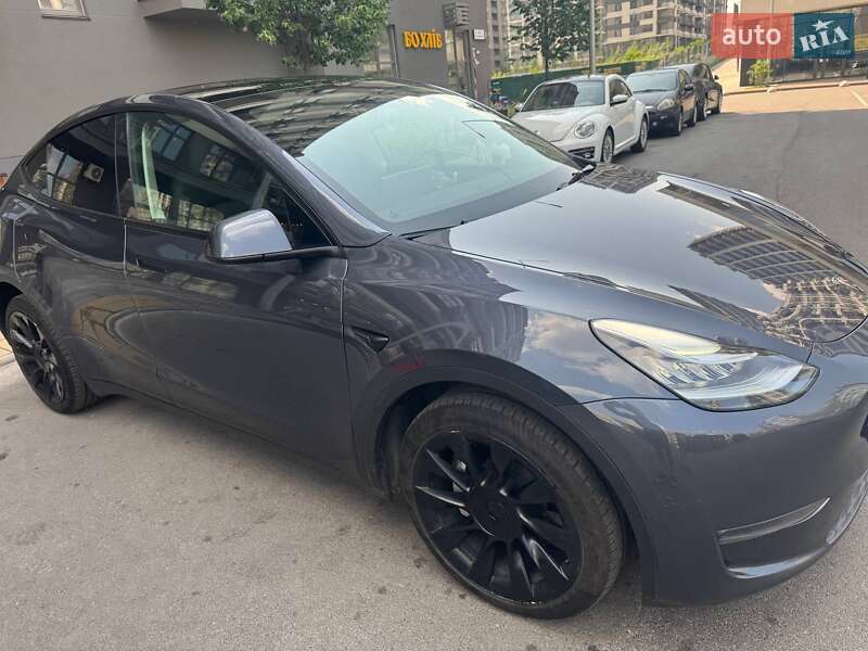 Внедорожник / Кроссовер Tesla Model Y 2022 в Киеве фото 3 Внедорожник / Кроссовер Tesla Model Y 2022 в Киеве