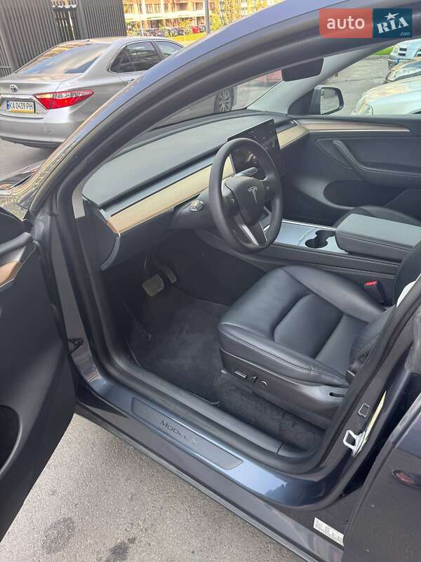 Внедорожник / Кроссовер Tesla Model Y 2022 в Киеве фото 10 Внедорожник / Кроссовер Tesla Model Y 2022 в Киеве