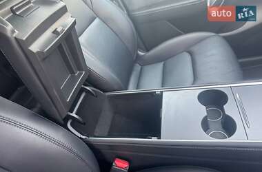 Внедорожник / Кроссовер Tesla Model Y 2022 в 